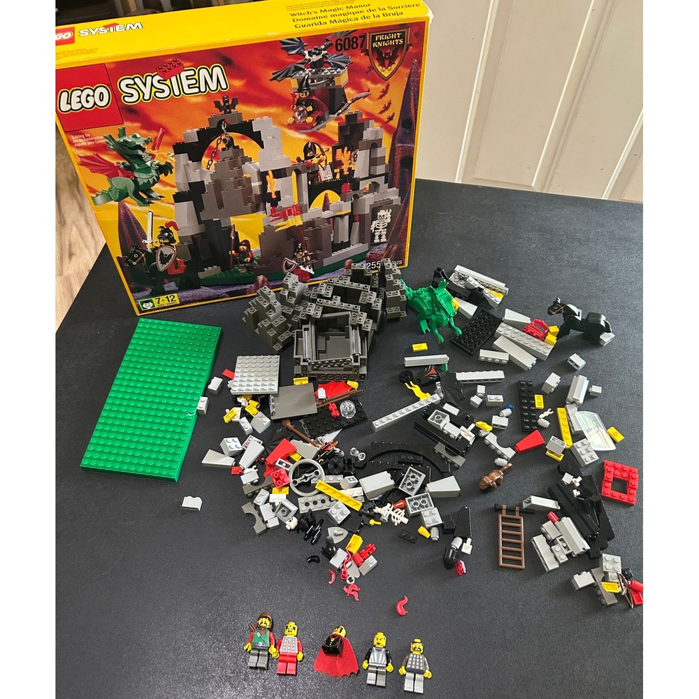 VTG Lego Witch's Magic Manor Fright Knights 6087 INCOMPLETE Set w/ Box READ